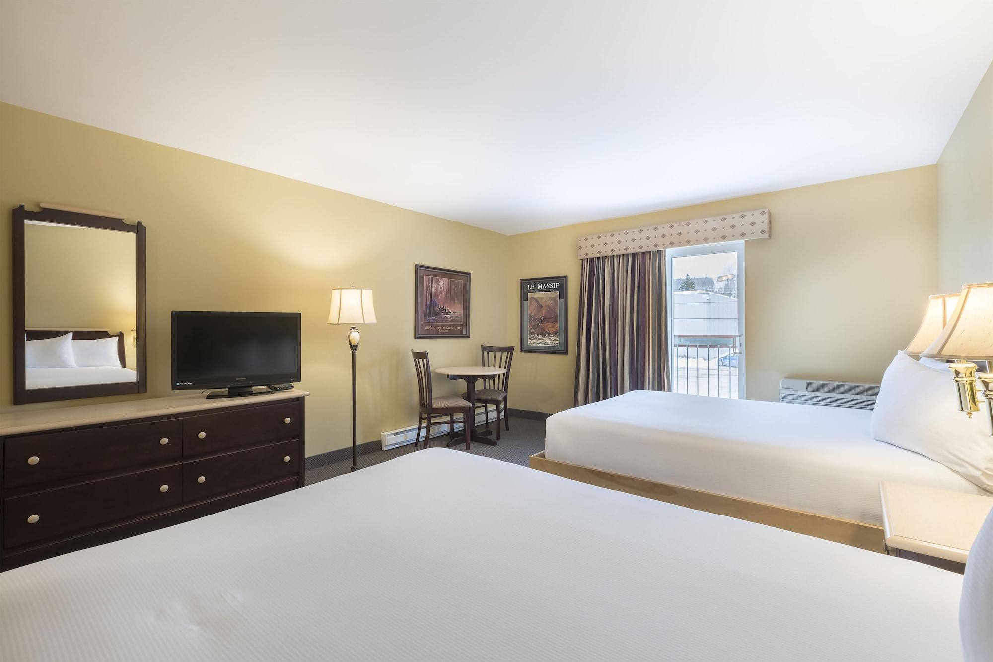 Hotel Baie Saint Paul Екстериор снимка