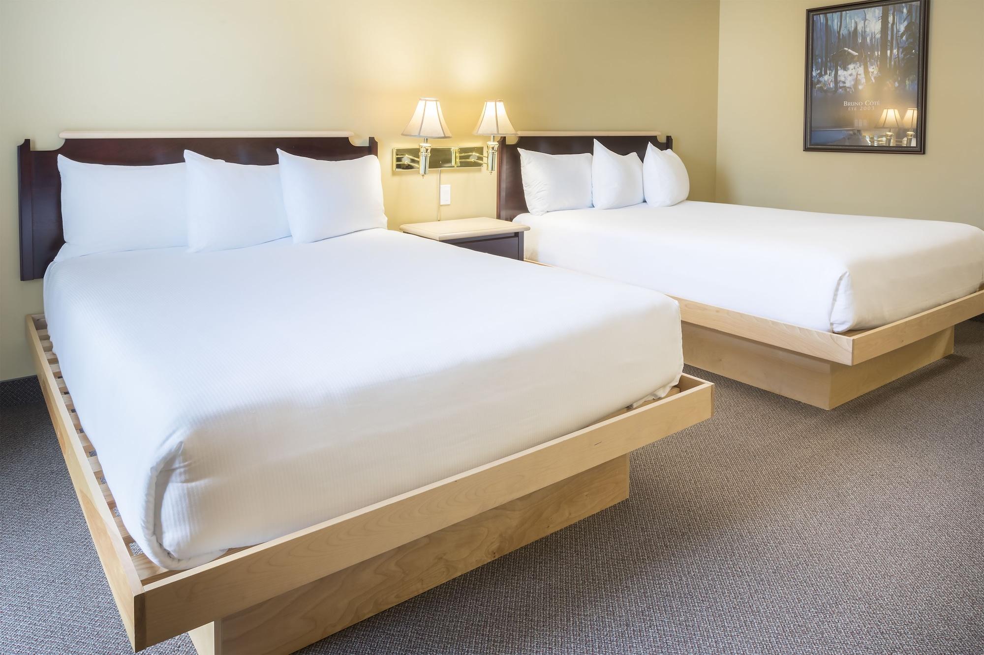 Hotel Baie Saint Paul Екстериор снимка